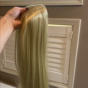 Chloe’s Beauty Golden Blonde Hair Topper